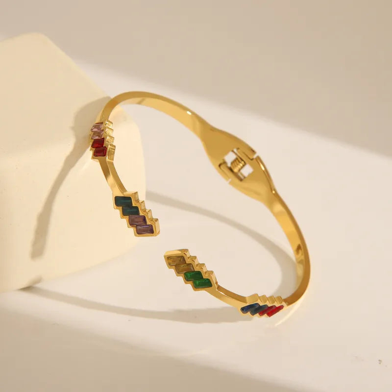 Multi Color Bangle 62carat