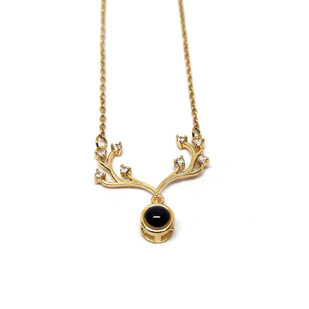 Deer Horn Necklace 62carat