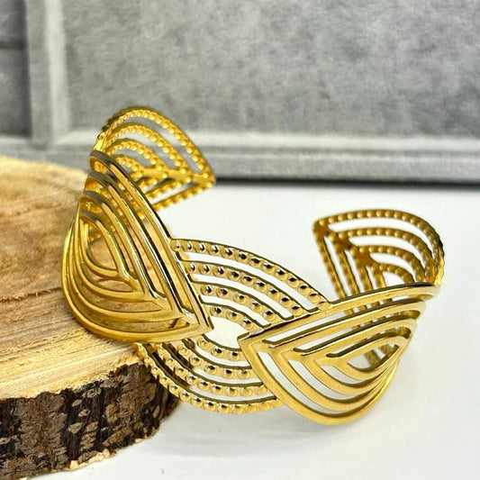 Bangle Perfect for Party style - 62carat