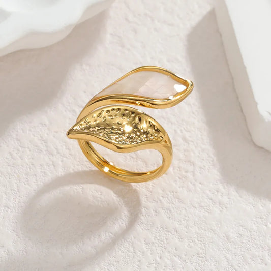 2 Style Leafe Ring 62carat