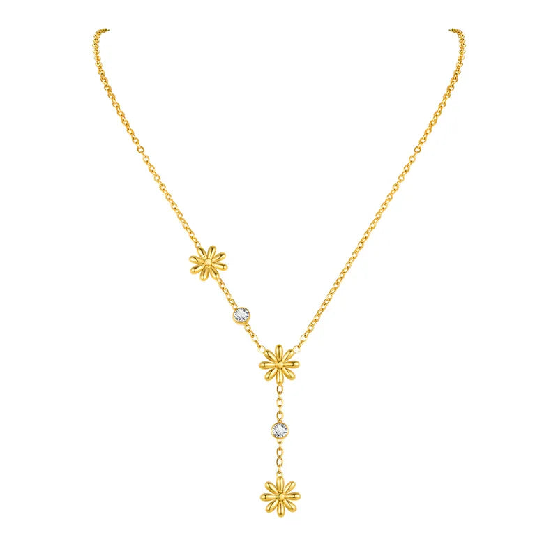 3 Flower Style Necklace 62carat