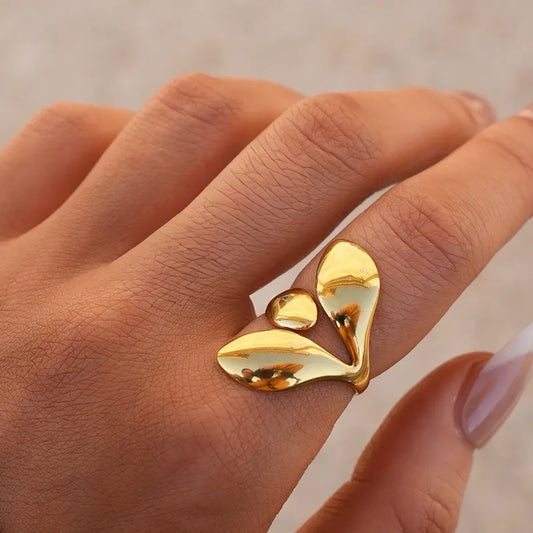 3 Style Leafe Ring 62carat