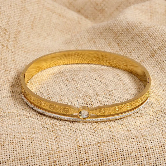 Casual Business Classic Style Bangle 62carat
