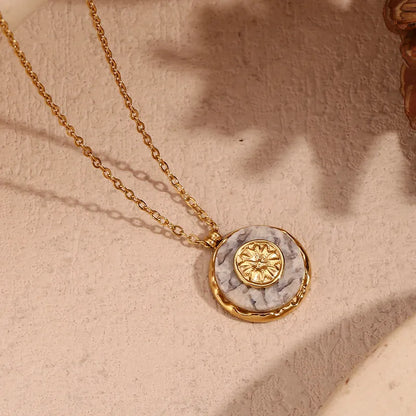 Classic Coin Pendant 62carat