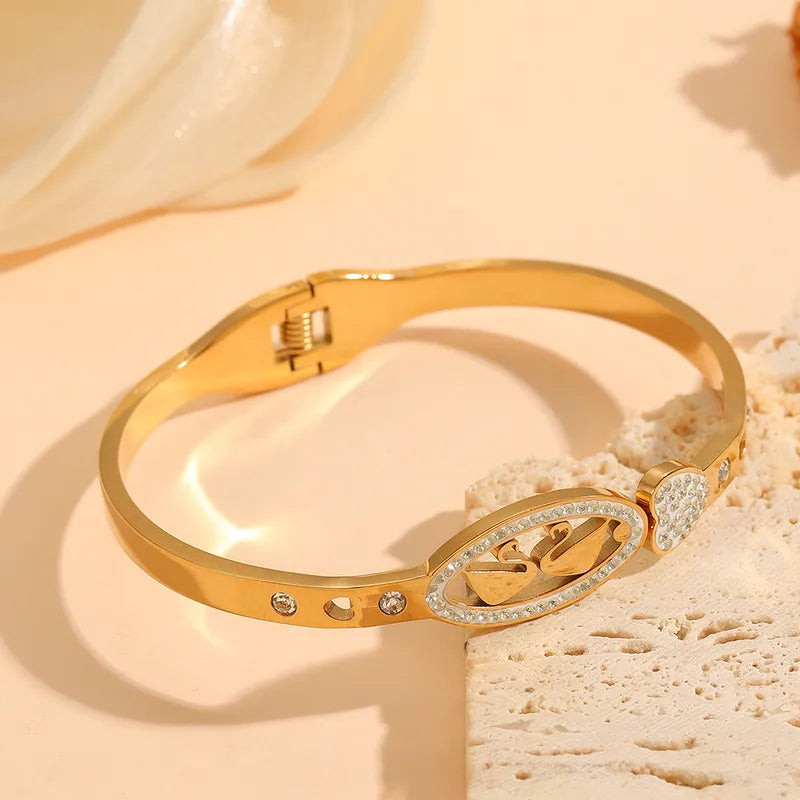 Couple Swan Bracelet 62carat