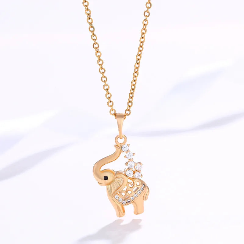 Cute Elephant Pendant Necklaces 62carat