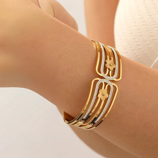 Dual Small Flower Bracelet 62carat