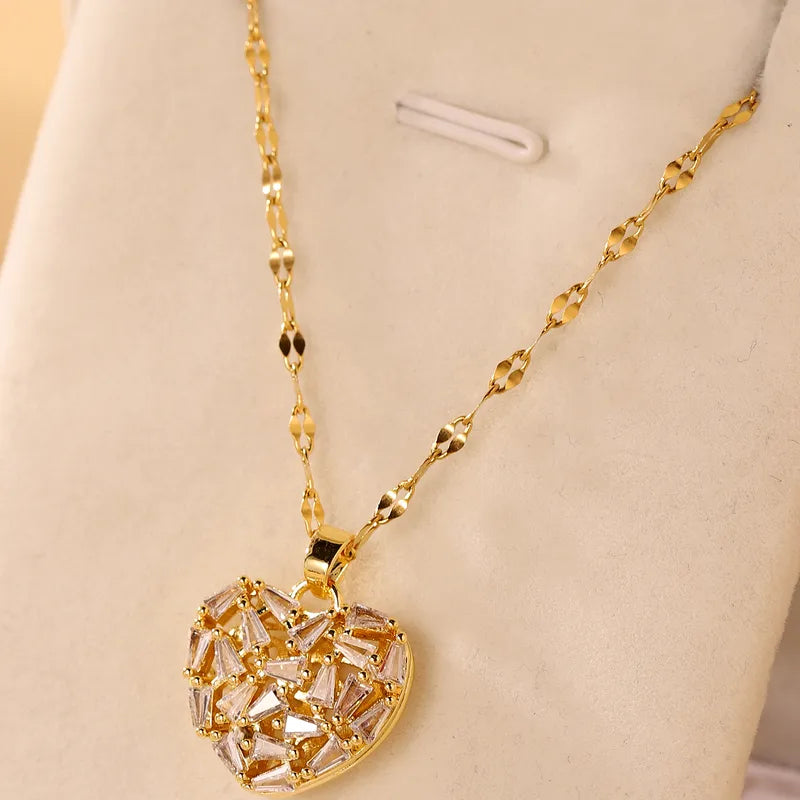 Elegant Glam Heart Shape Necklace 62carat