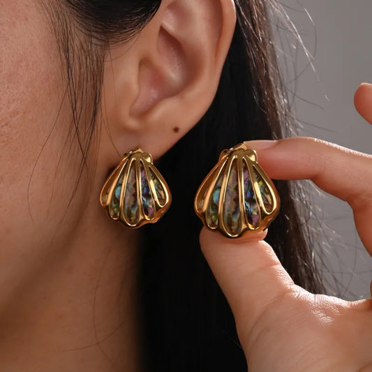 Elegant Glam Vacation Water Droplets Shell - 62carat