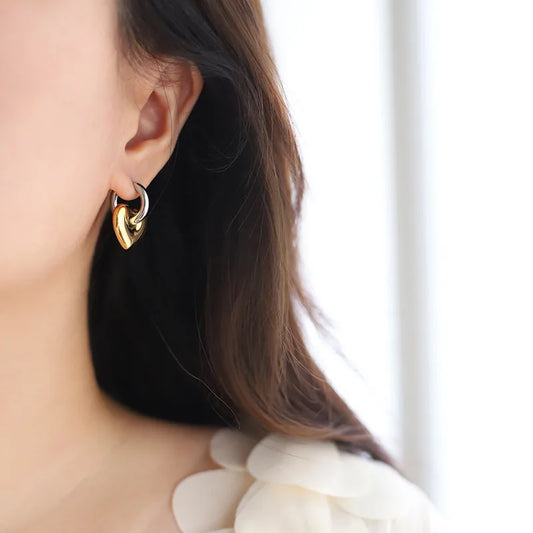 Elegant Heart Shape Dual Tone Earring 62carat