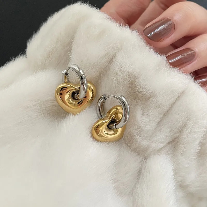 Elegant Heart Shape Dual Tone Earring 62carat
