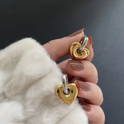Elegant Heart Shape Dual Tone Earring 62carat