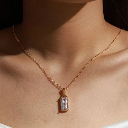 Elegant Pendant Necklace 62carat