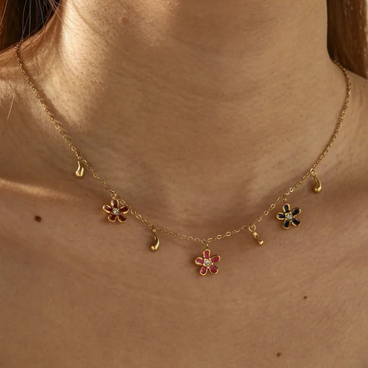 Classic Multi Flower Necklace 62carat