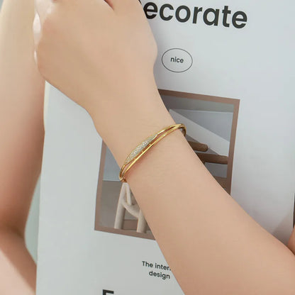 Geometric Design Women's Bangle 62carat