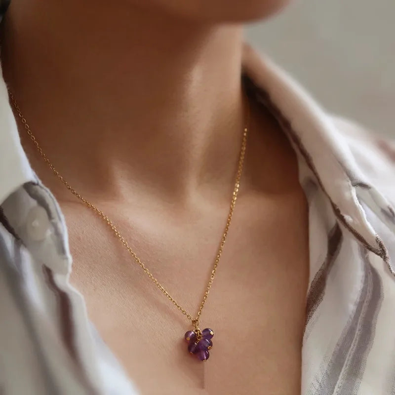 Grapes Style Necklace 62carat