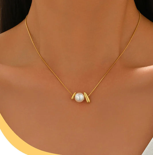 Simple Pearl Necklace 62carat