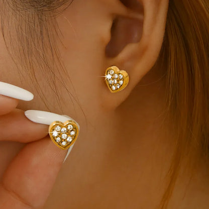 High-End Heart-Shaped Earrings 62carat