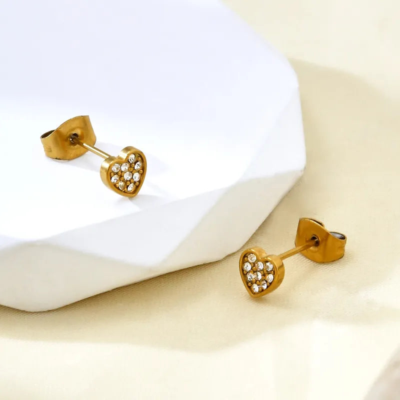 High-End Heart-Shaped Earrings 62carat