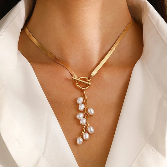 Lady Toggle Snake Chain Gold Pendant Necklace 62carat
