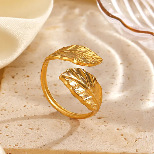 Leaf Design Ring 62carat