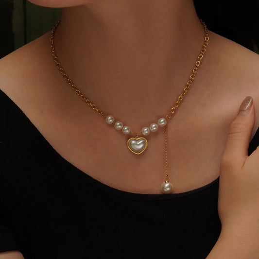 Love Necklace for Party Wear 62carat