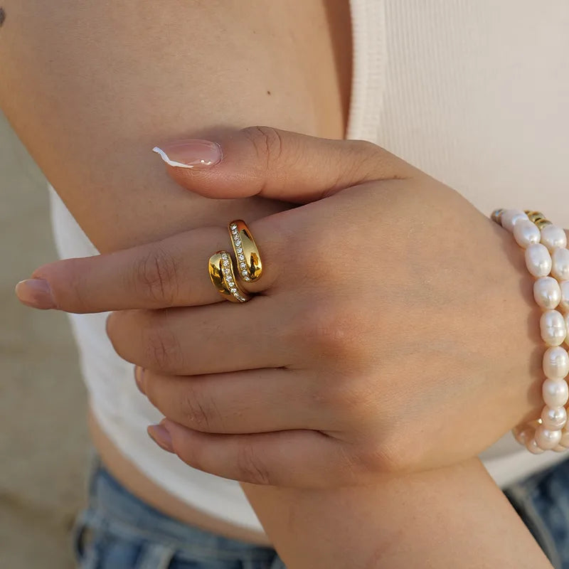 Love Touching Ring 62carat