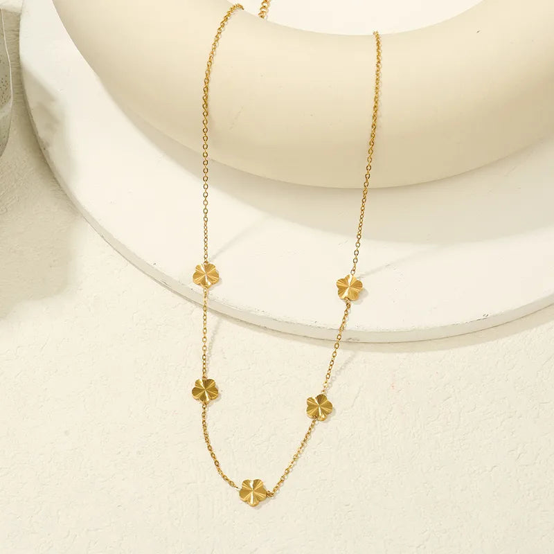Multi Flower Simple Chain – 62carat