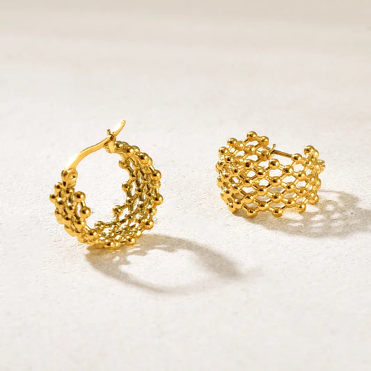 New Fashionable Hollow Out Versatile Earrings 62carat