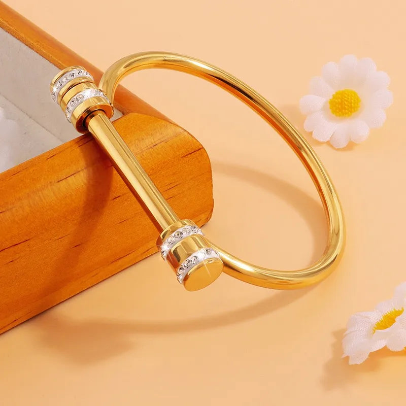 Roman Style Bracelet 62carat