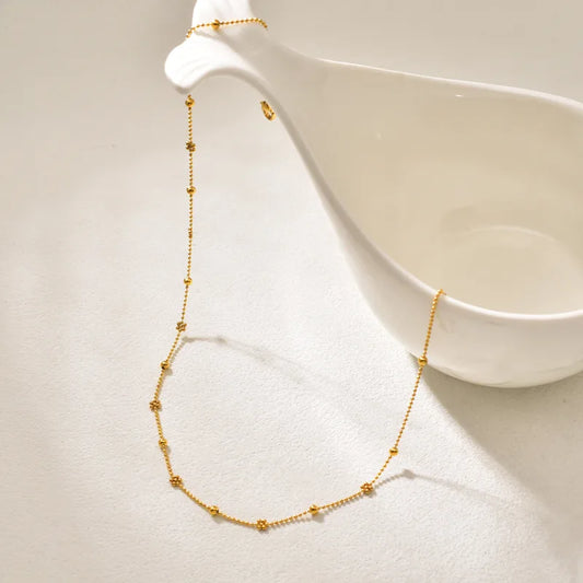 Round Bead Snowflake Necklace 62carat