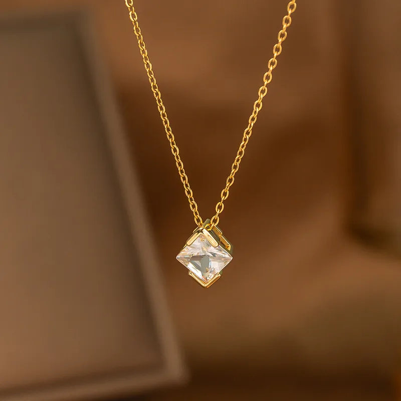 Simple Geometric Cube Pendant Necklace 62carat
