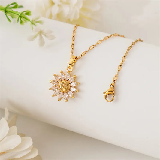 Simple Flower Necklace 62carat