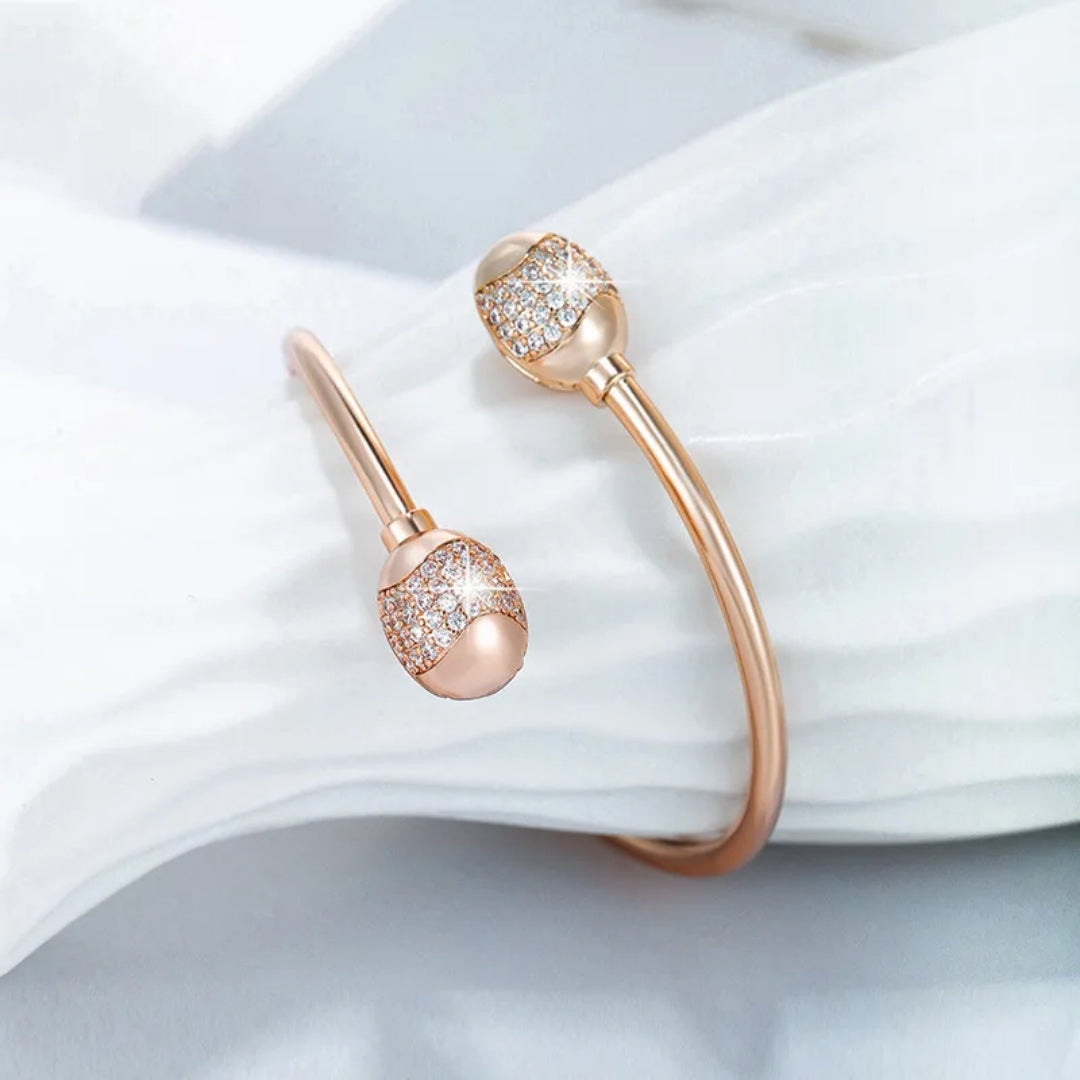 Simple Style Oval Bangle - 62carat
