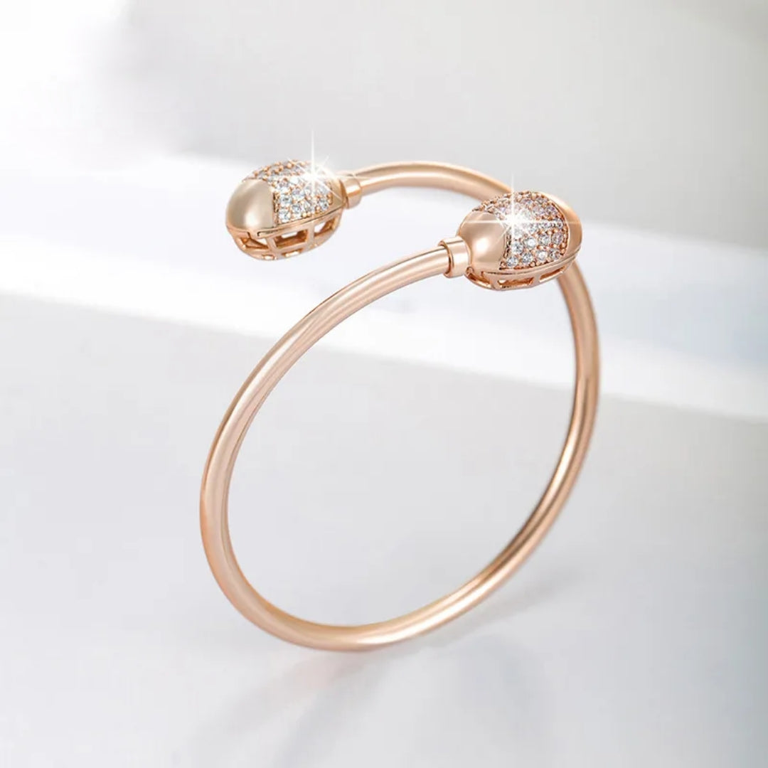 Simple Style Oval Bangle - 62carat