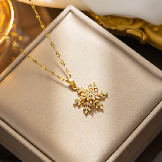 Snowflake Necklace 62carat