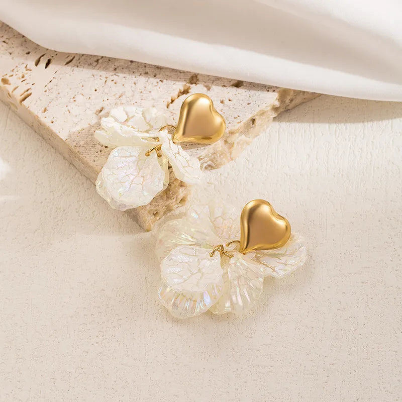 Style Heart Shape Earring 62carat