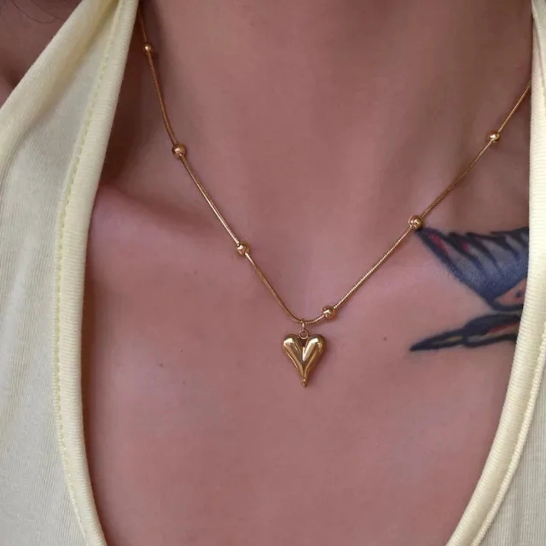 Sweet Heart Shape Pendant Necklace 2 62carat