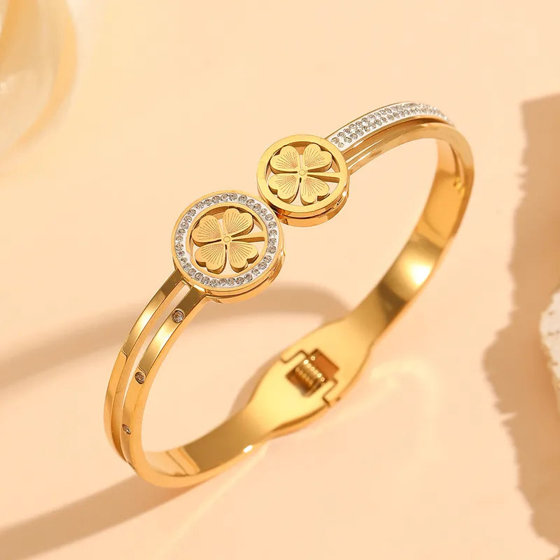 Two Small Flower Bracelet with Rhinestones Bracelet 62carat