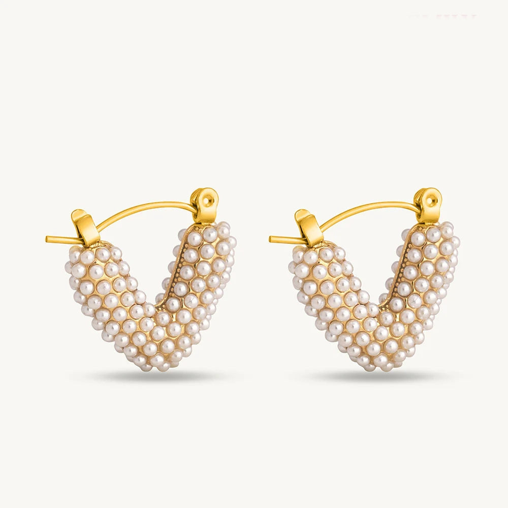 V Shape Pearl Earring 62carat