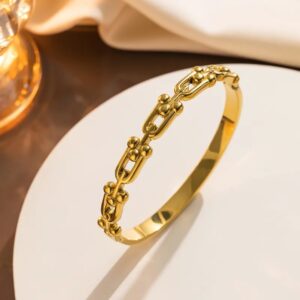 Classic Style U Shape Solid Color Bangle - Image 3