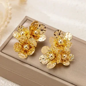 Flower Pleated Ear Studs - Image 5