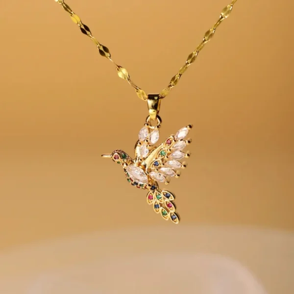 Glam Luxurious Bird Pendant Necklace