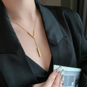Simple Style Necklace - Image 3
