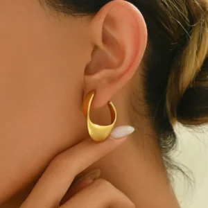 Vintage Style Simple Style C Shape Ear Studs - Image 6